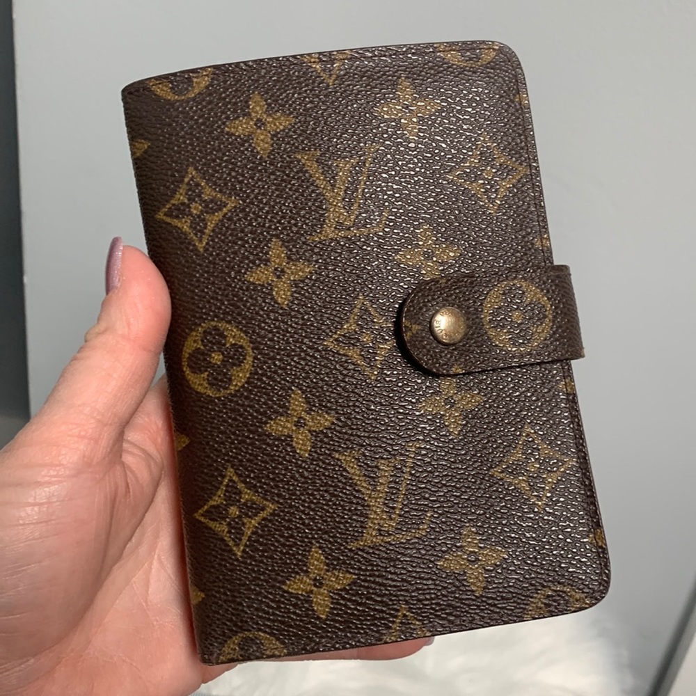 2000 authentic Louis Vuitton Porte Papier large wallet organizer